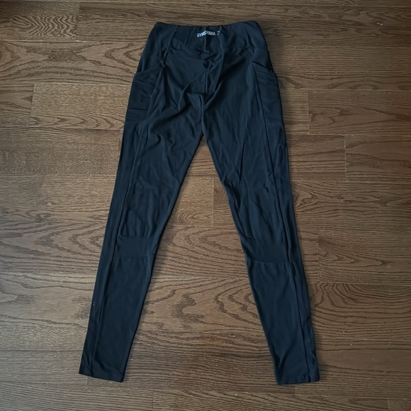 Gymshark Women's Black sleek aspire leggings mesh side pockets size small - Picture 6 of 7